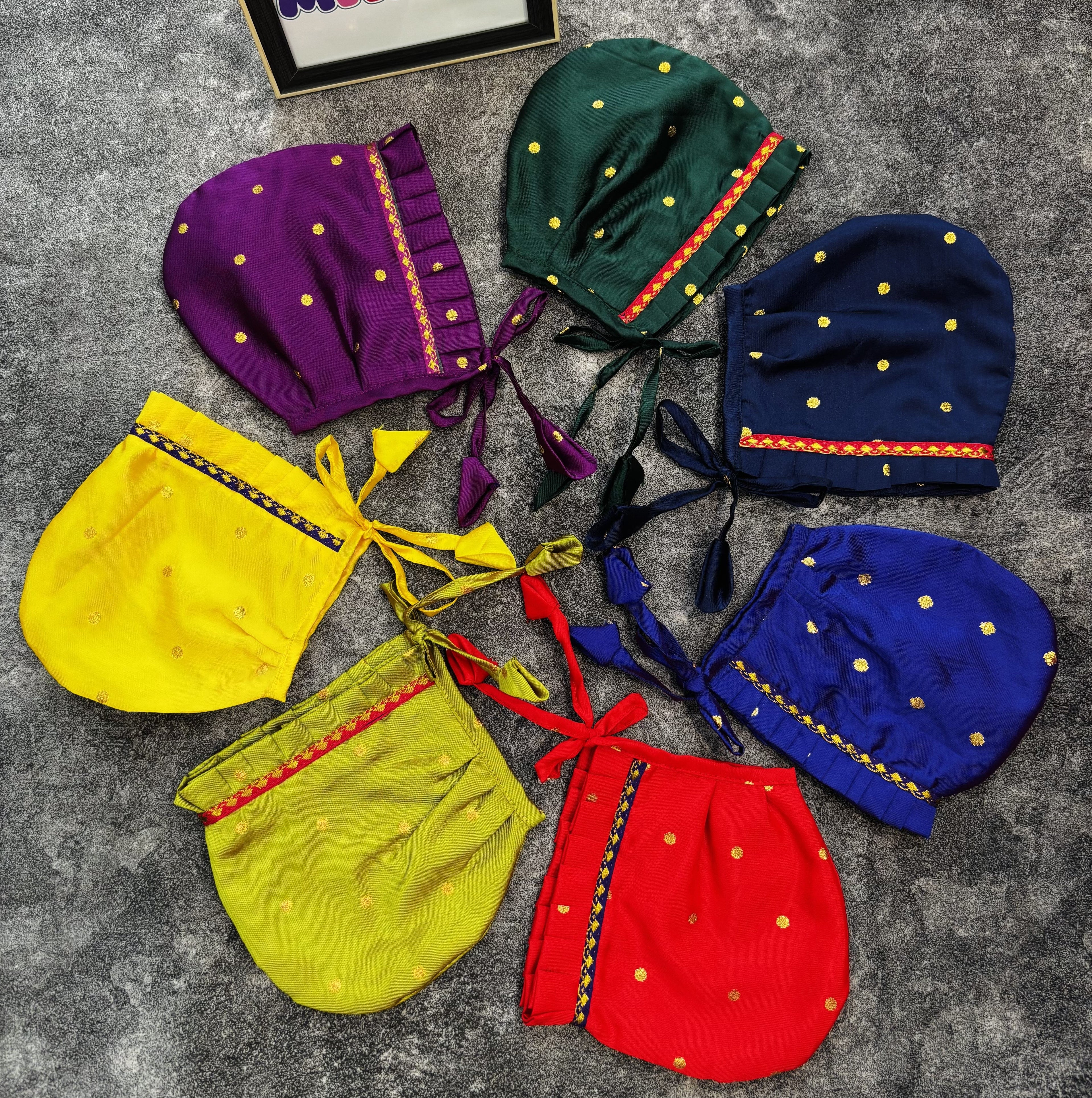 ACCESSORIES
