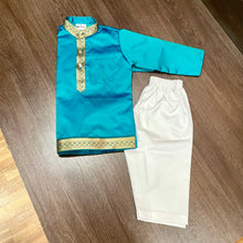 Load image into Gallery viewer, Morpanki Blue Two Toned Traditional Silk Kurta Pajama
